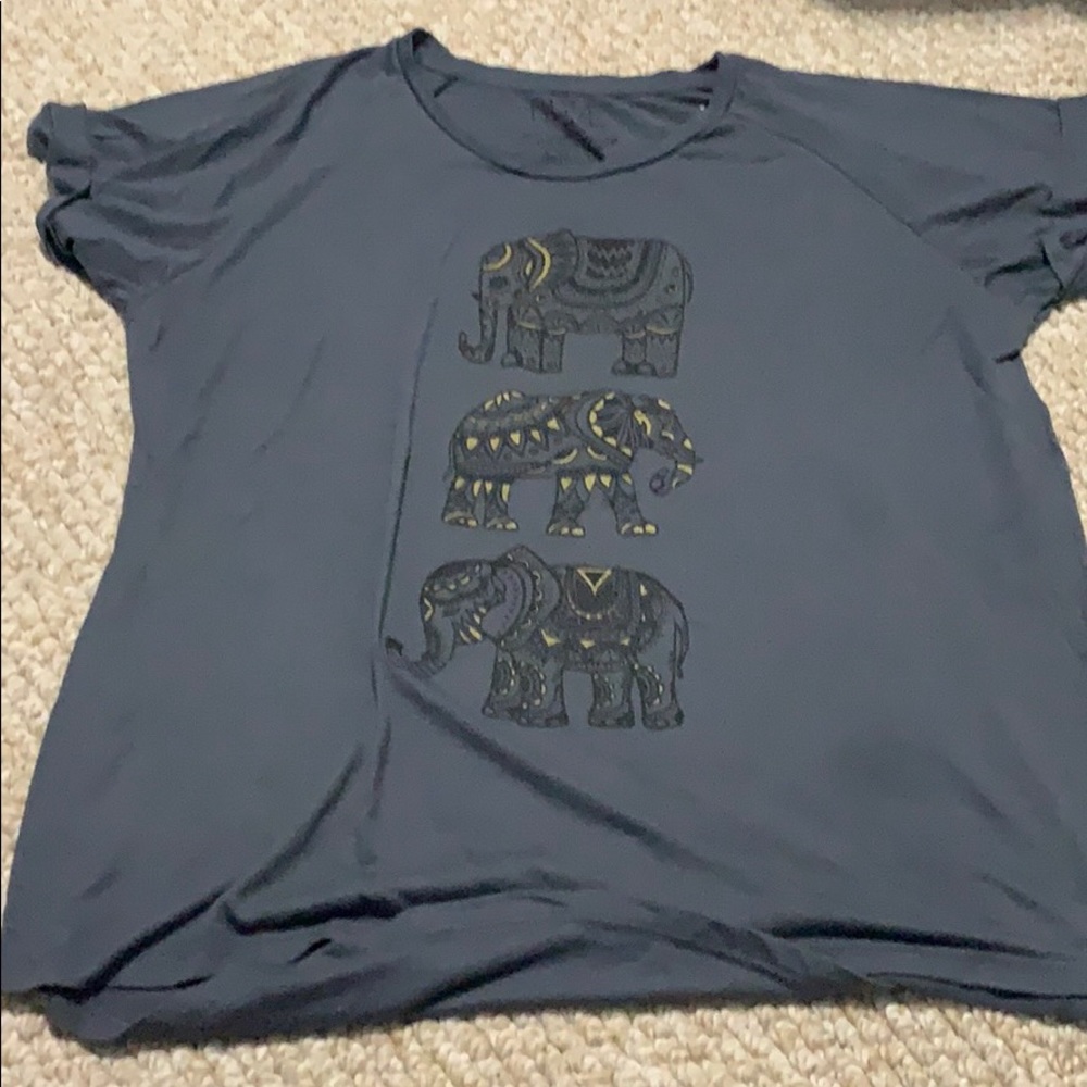 Tee bundle!! - Picture 5 of 5